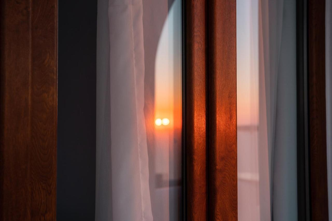 Leon Luxury Suites Imerovigli  Eksteriør billede
